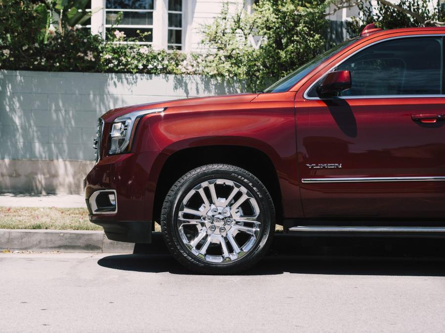  GMC Yukon SLT Premium Edition 2016 года  (фото 4 из 4)